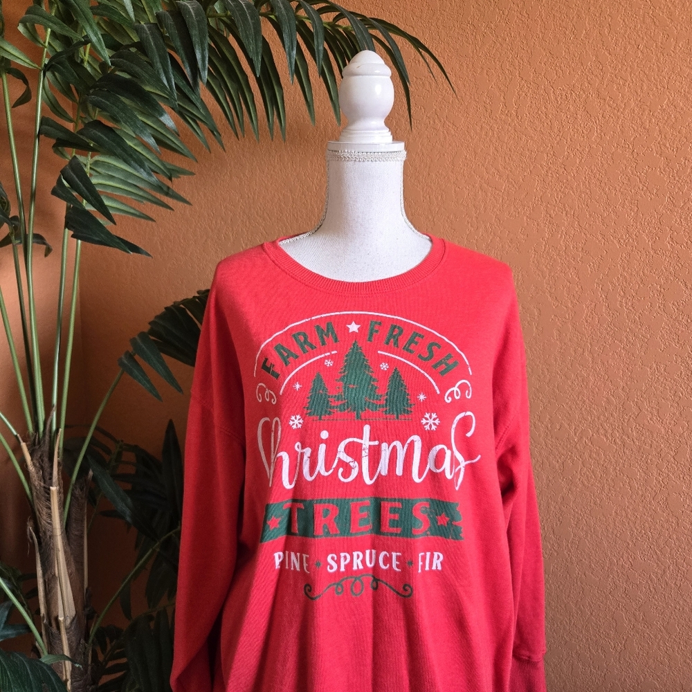 3/$25 Time Christmas Sweatshirt Crewneck XL Super Soft Red Green Tree Farm
